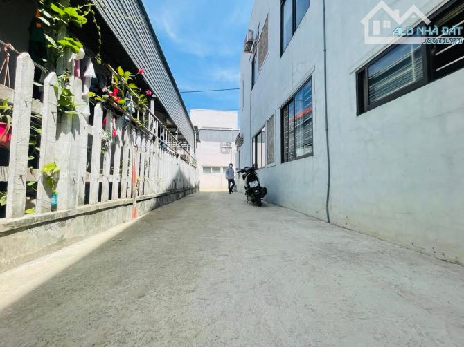 Đất nền Hoàng Quốc Việt trung tâm thành phố.