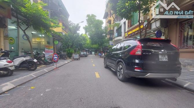 Bán căn liền kề KĐT Trung Hòa Nhân Chính - Nguyễn Thị Thập: DT 86m2, MT 7m. Xây 5 tầng.