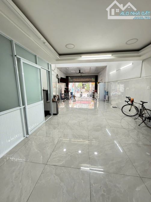 Cần bán gấp MTKD ngay Lê Trọng Tấn, P. Sơn Kỳ, Tân Phú, DT 5x25m - 4 lầu - giá 16,8 tỷ