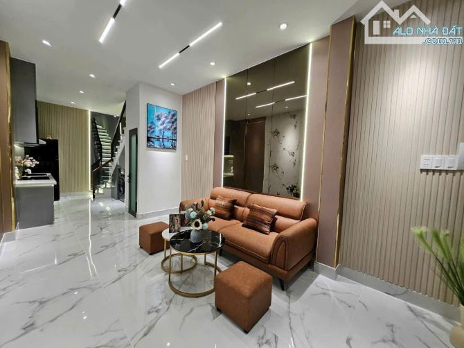 Bán gấp nhà hẻm Cộng Hoà, P.4, Tân Bình – Chủ kẹt tiền