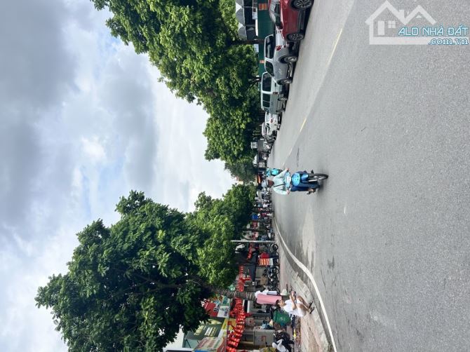 đất đẹp thạch bàn – mặt ngõ ô tô thông – ô tô vào nhà – gần phố – nở hậu 🔥