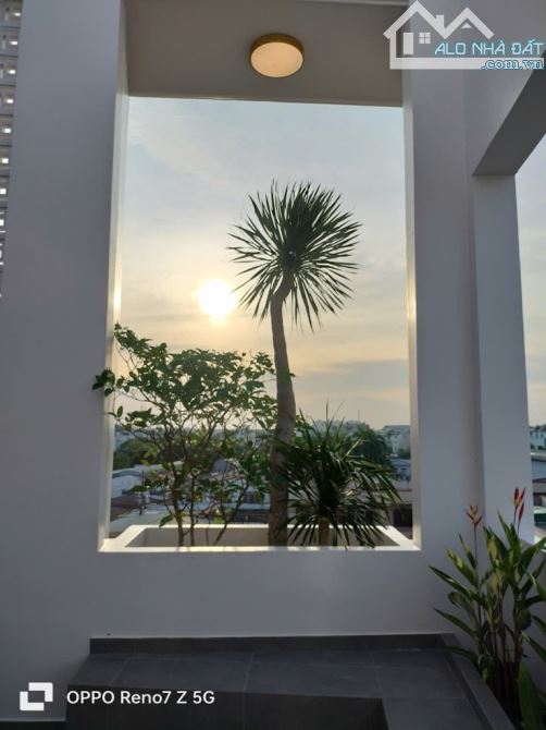 ĐEP- ĐẲNG CẤP-SANG TRỌNG –NHÀ 5 TẦNG SÁT MẶT TIỀN  LÊ ĐÌNH CẨN- PHƯỜNG TÂN TẠO Q.BÌNH T