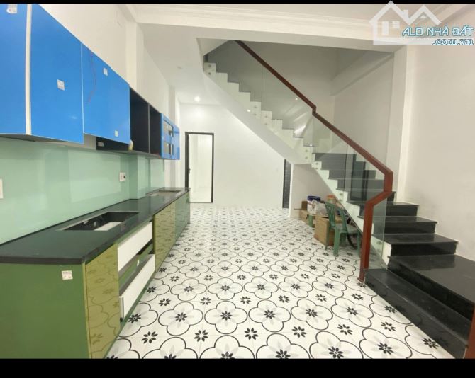 Bán nhà 2 tầng mặt tiền Hoà Cường sát Phan Đăng Lưu. Dt 81m2 3pn vị trí ở kdoanh cho thuê