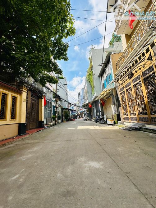 MTNB 8m Ni Sư Huỳnh Liên - CC Bàu Cát 2. DT: 4.65x11m - 2 Lầu mới. Chỉ 7.8 tỷ