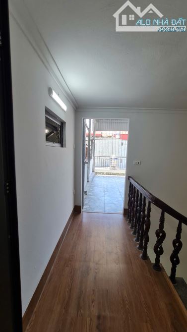Nhà 3 tầng mong 7 tầng thọ am,liên ninh dt 45m giá chỉ 4,95ty