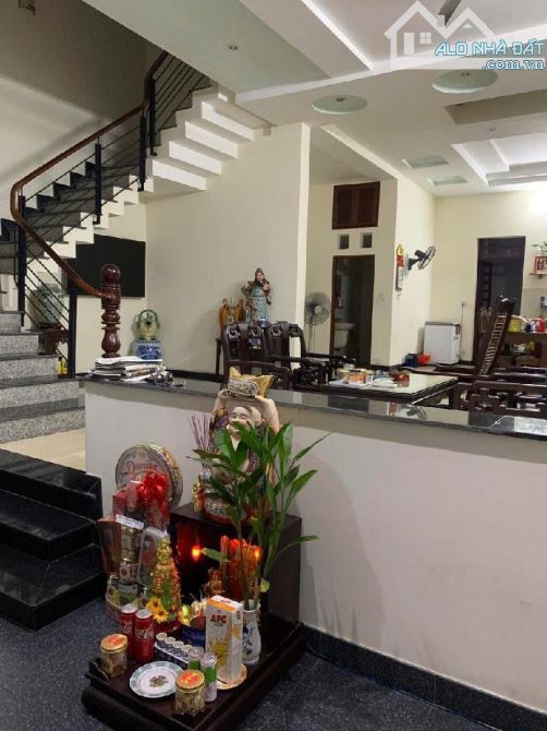 NHÀ ĐẸP 3 TẦNG, TÂM HUYẾT - TRƯỜNG CHINH, KHU BÀU CÁT - 125m2 (4.7x24) - 13.x TỶ