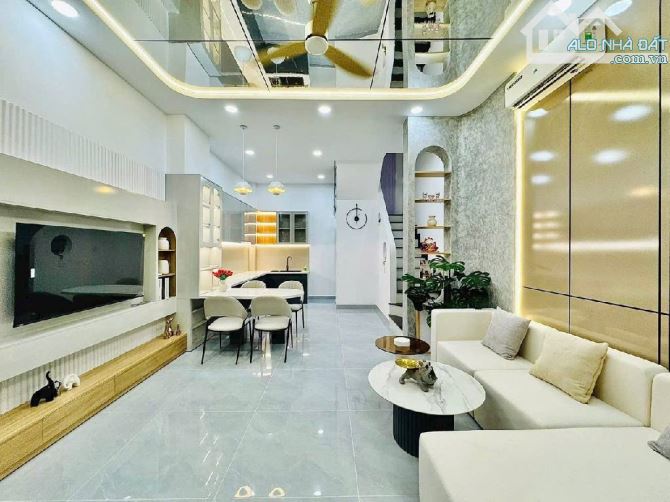 ✅ NHÀ DÂN XÂY CHẮC CHẮN – 50M RA ĐƯỜNG CỔ LINH – Ô TÔ ĐỖ CỬA – AN NINH TỐT – DÂN TRÍ CAO ✅