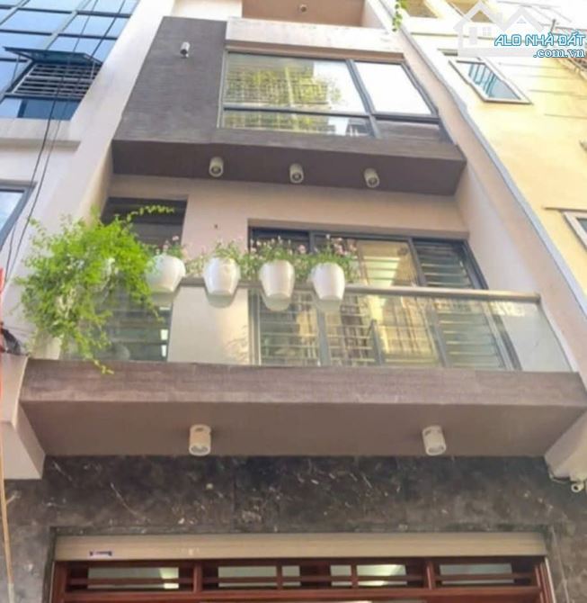 BÁN NHÀ TRẦN QUÝ KIÊN, PHÂN LÔ, ÔTÔ TRÁNH, VỈA HÈ KINH DOANH, DT 52M² x 6 TẦNG, GIÁ 18 TỶ