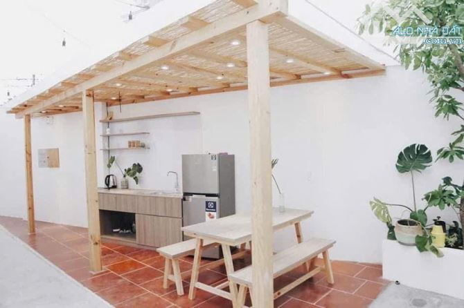 TSON 10 🍁CẦN TÌM CHỦ MỚI CHO CĂN HOMESTAY VỚI KHÔNG TRẺ TRUNG HIỆN ĐẠI GIỮA LÒNG NHA TRAN