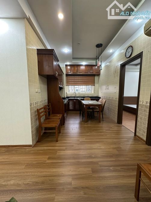 bán căn hộ trần quý kiên- Cầu Giấy