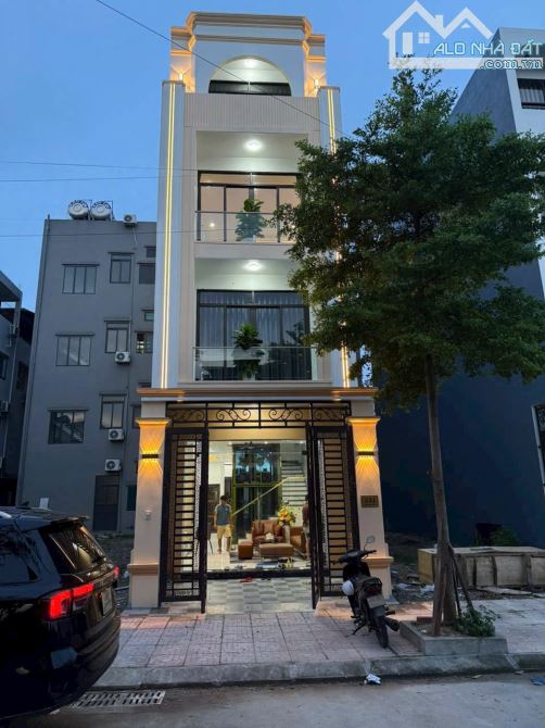 Bán Nhà Trung Tâm Cao Thắng - 4 Tầng x 73m2-Có Thang Máy-Ô Tô Đỗ Trước Cửa-Gía 6.350 tỷ