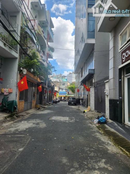 Bán nhà ( 4,2 X 21 ) Trịnh Đình Trọng, hẻm 6m xe tải sát mặt tiền kênh Tân Hóa giá 9,2 tỷ.