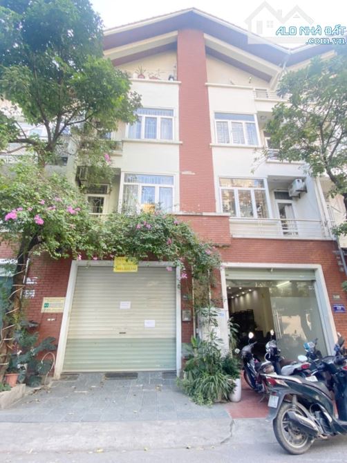 Cho thuê LK Nguyễn Văn Lộc - Làng Việt Kiều Châu Âu. DT 72m2, 4 tầng, MT 5m, ô tô đỗ cửa