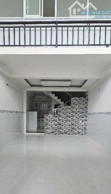 Bán nhà Tỉnh Lộ  10 - Tên Lửa 41m2 nhỉnh 4 tỷ hẻm rộng thoáng