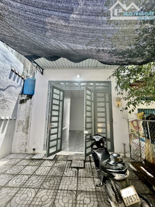Quận 6- vòng xoay Phú Lâm -72m2 hẻm 5M giá chỉ 4 tỷ hơn,