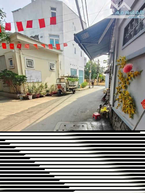 Bán nhà 182m2 quận 2 phường bình trưng tây gần mặt tiền nguyễn duy trinh hêm xe hơi 12,x t