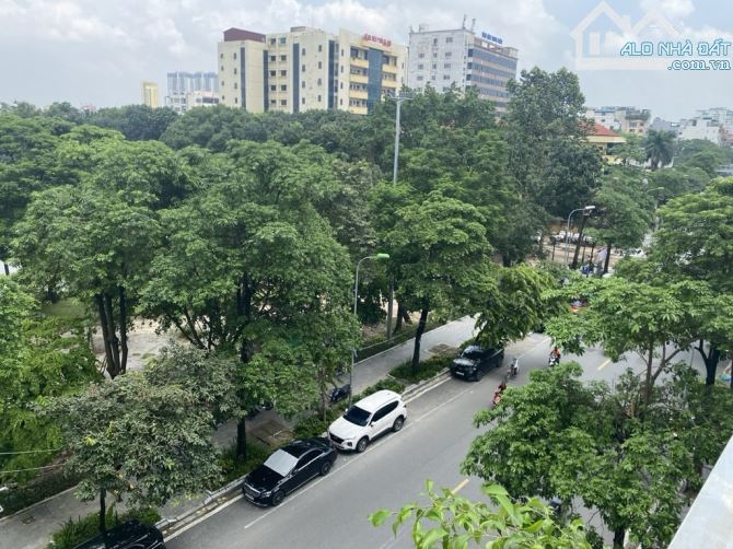 MẶT PHỐ LÊ THANH NGHỊ Ô TÔ TRÁNH KINH DOANH MẶT TIỀN ĐẸP