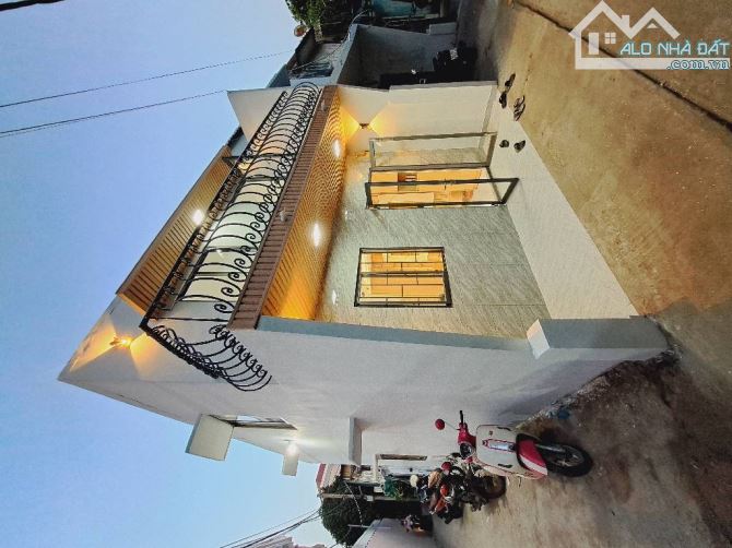 💥 NHÀ MỚI ĐẸP - TRUNG TÂM AEON TÂN PHÚ 📐 Diện tích: 4.5 x 11m – 2 tầng, lô góc thoáng má
