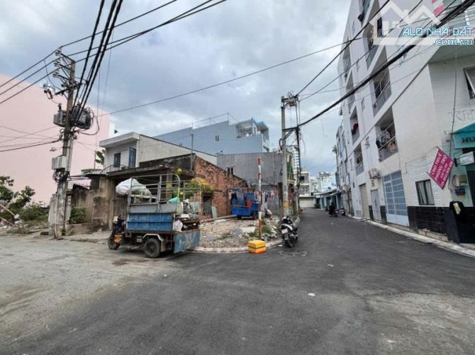 Bán nhà 2 Mặt tiền Hẻm Tô Hiệu - gần Hòa Binh, Lũy Bán Bích, 9x13m, Cấp 4, chào 13,2 tỷ.