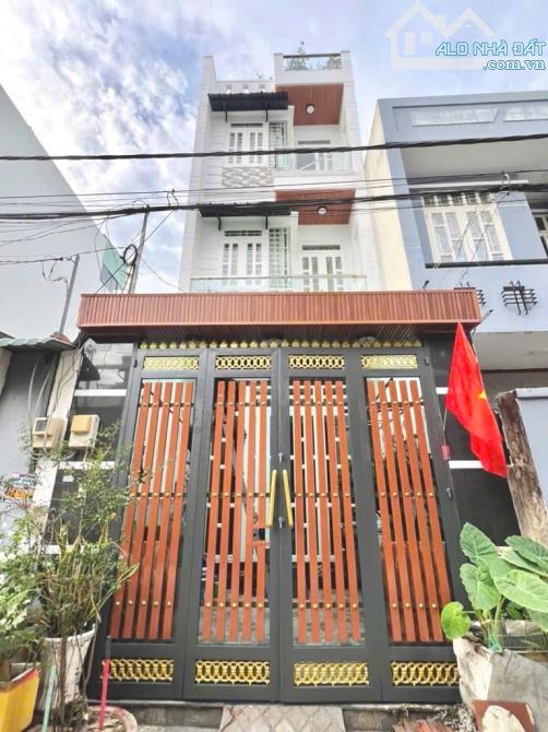 LÊ ĐÌNH CẨN-4X17-4TẦNG ĐÚC-OTO ĐÕ CỦA-GIÁP Q6,TÂN PHÚ-KHU TÊN LỬA-GẦN AEON-CHỈ 5.X TỶ