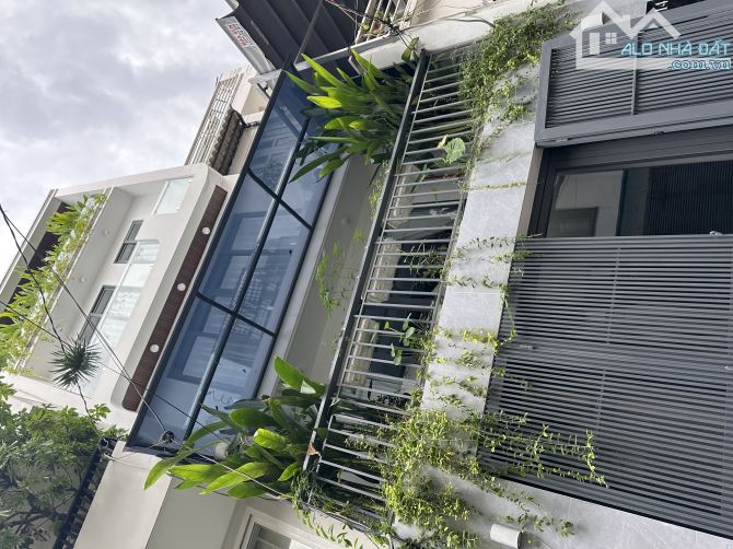 Nhà riêng hẻm 6m Phường 9 - khu vực Nguyễn Văn Khối CV Làng Hoa; NGANG nhà 5m 85m2