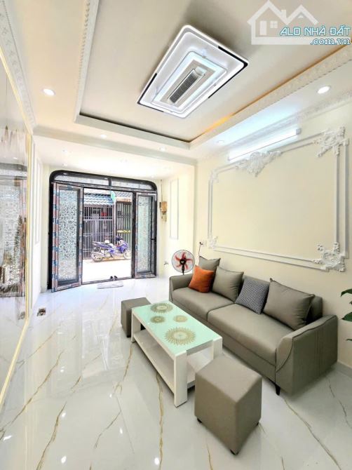 Bán nhà hẻm xe hơi 172 Nguyễn Bình, Nhà Bè, Dt 3,2 x10m, 3 lầu. Giá 2,53 tỷ