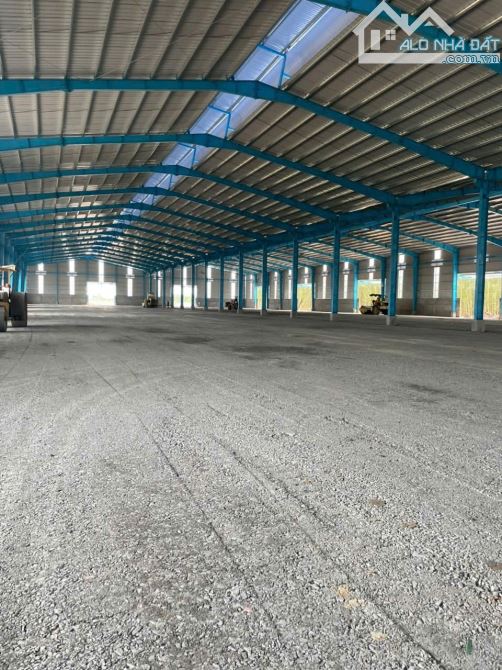 CHO THUÊ NHÀ XƯỞNG 18.000M2 MỚI 100% TẠI LONG AN GIÁ CHỈ 45.000Đ/M²