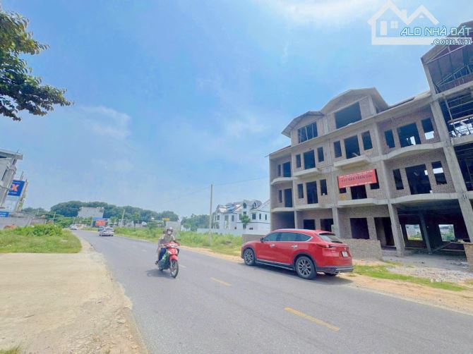 Bán shophouse mặt Quốc lộ 35 – Chi Đông, Mê Linh,160m², 4 tầng, mặt tiền 8m,  chỉ 82tr/m