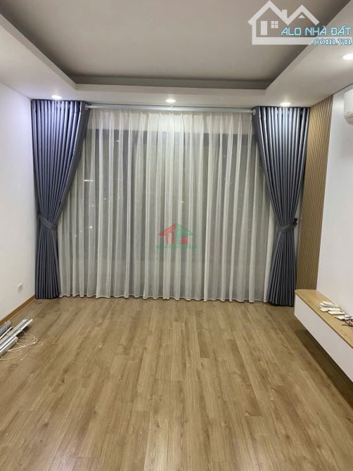Bán căn hộ chung cư Ngoại Giao Đoàn N01T3, Xuân Tảo, Bắc Từ Liêm, 127 m2 chỉ 11.9 tỷ