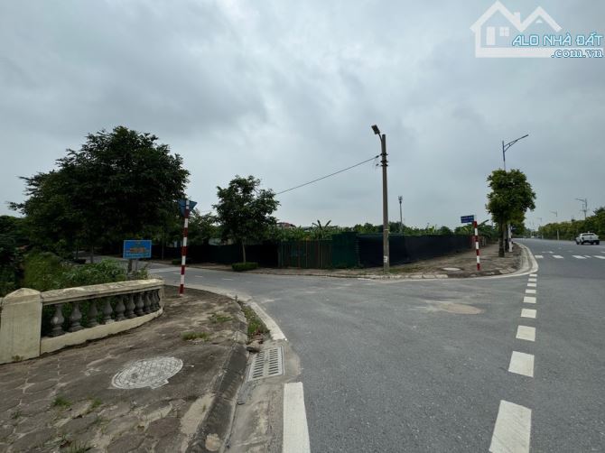 Hàng F0.Bán Đất Tặng Nhà C4 Đặng Xá-Gia Lâm,Ô Tô Thông,DT 90m2,Giá 5.85 Tỷ.