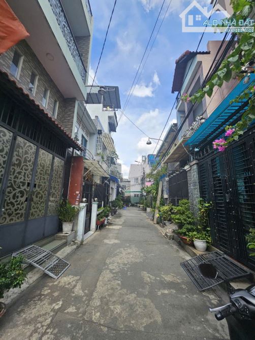 NHÀ HẺM HỒ BÁ KIỆN QUẬN 10, DT: 3.6 X 9.3M, KC: TRỆT 3 LẦU ST, HĐT: 17.5TR/TH,GIÁ:8.28 TỶ