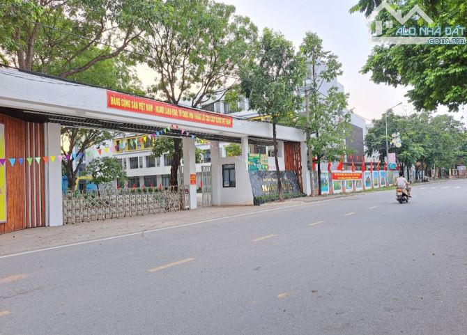 BÁN ĐẤT NAM HỒNG- ĐÔNG ANH – Ô TÔ TRÁNH ĐỖ –  MÊ LINH PLAZA- KCN QUANG MINH-  CHỈ 4,2 TỶ