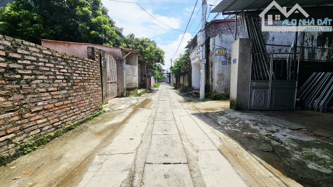 ĐƯỜNG THÔNG OTO 7 CHỖ ĐỖ CỬA - CÁCH QL 3 CHỈ 400M - CÁCH NGÃ 3 PHÙ LỖ HƠN 1KM