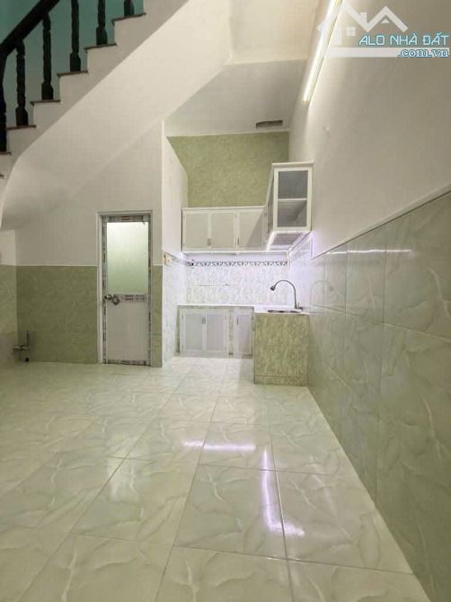 NHÀ BÁN GẤP - GẦN TRƯỜNG CHINH - TÂN BÌNH - 40M2 - CHỈ 3.9 T THƯƠNG LƯỢNG