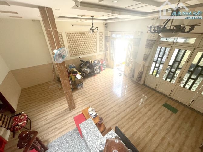 Bán nhà 6.5x13m xây 2 tầng, khu dân cư, BÀ Điểm, Hóc Môn, hơn 5 tỷ