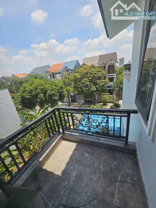 Bán nhà 3 tầng 9x14m Phan Văn Đối, Bà Điểm, Hóc Môn, hơn 4 tỷ
