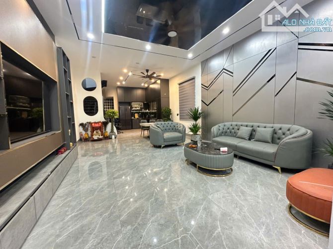 Bán nhà 1T2L Mặt Tiền Nguyễn Bá Học, SR, TC, siêu đẹp chỉ 6,8 tỷ