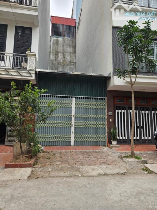Bán đất dịch vụ Mậu lương tặng nhà cấp 4 giá 12.5 tỷ 50m2 kinh doanh tốt - 1