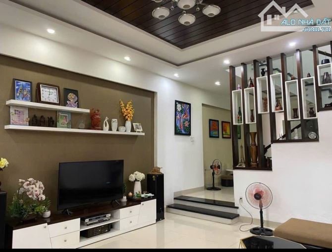 Bán nhà 2 mặt tiền đường Đồng Khởi - Thị Trấn Diên Khánh