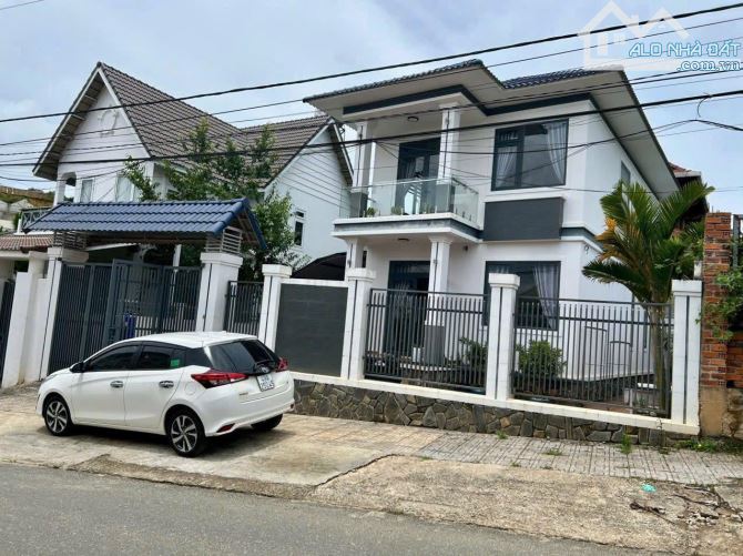 Biệt Thự Mặt Tiền 250m - 8ty9, đường Đa Phú, P.07, Đà Lạt