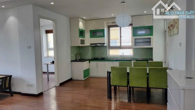 Cần bán căn hộ CT3A Mễ Trì Thượng sẵn sổ nhà đẹp 130m giá 8,1 tỷ
