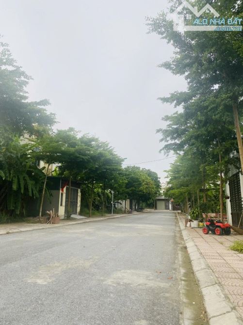 Bán đất tại khu xem ghép Mậu Lâm, Khai Quang, Vĩnh Yên, Vĩnh Phúc. Giá chỉ 2.5 tỷ DT 100m2