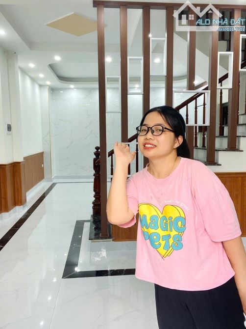 NHÀ ĐẸP TÂY MỖ- 2 THOÁNG - Ô TÔ 20M - GẦN HỒ ĐIỀU HOÀ-SỔ ĐẸP, SẴN GIAO DỊCH