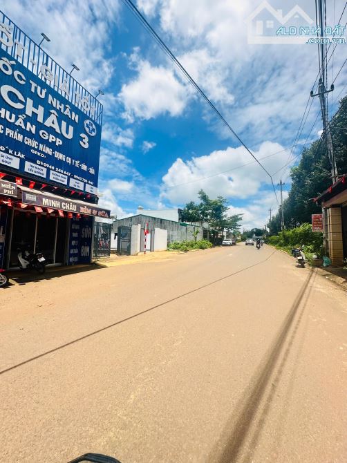 MẶT TIỀN YMOAN KHU VỰC KINH DOANH SẦM UẤT CHỦ CẦN BÁN GẤP -  Loctran