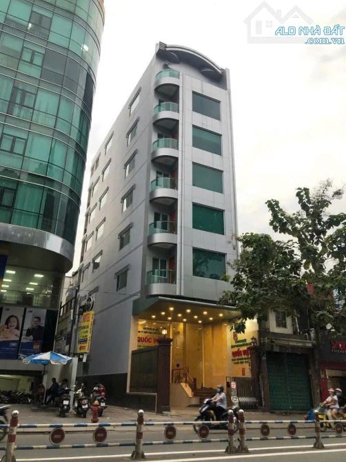 CHO THUÊ TÒA NHÀ 2MT 2A1 NGUYỄN THỊ MINH KHAI Q1, DT 7x20M, HẦM 8 LẦU, GIÁ 350TR