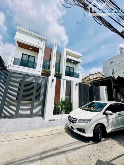 Bán nhà 1 trệt 1 lầu 200m2 đường ô tô gần Chợ 26 TP Biên Hòa có 4,7 tỷ
