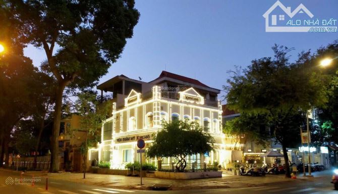 CHO THUÊ BIỆT THỰ TRUNG HOÀ NHÂN CHÍNH THANH XUÂN HÀ NỘI Diện tích: 230m2 x 3 tầng