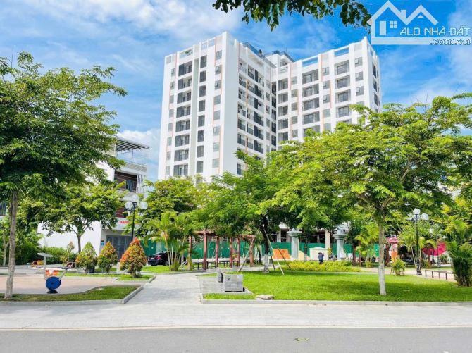 Đất KĐT VCN Phước Long 1  -------- - Đường C1, 60m2, ngang 6m Giá 6 Tỷ - Lô góc đường C1,