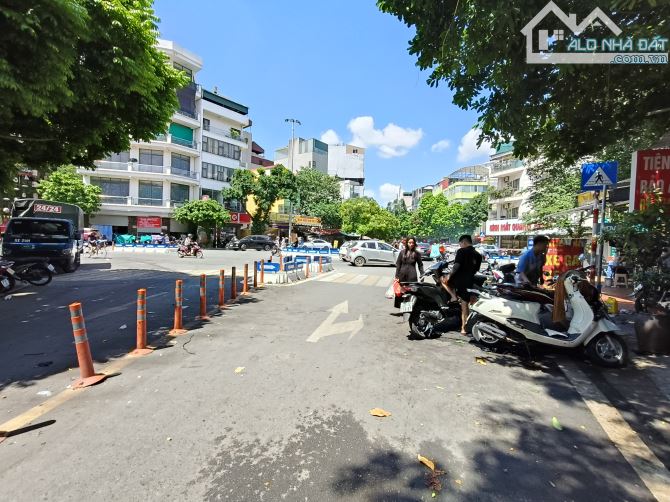 Cuối đường Bà Triệu 45m 5 tầng thang máy, lô góc, ô tô 4 chỗ chỉ 8.3 tỷ