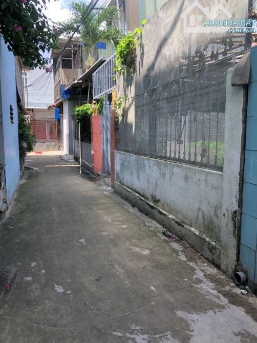 NHÀ LINH XUÂN- THỦ ĐỨC- 150M2 - GIÁ 5.1TỶ. 6 x 25 - FULL THỔ - CẤP PHÉP CAO TẦNG.  + VỊ TR